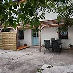 Country House *
