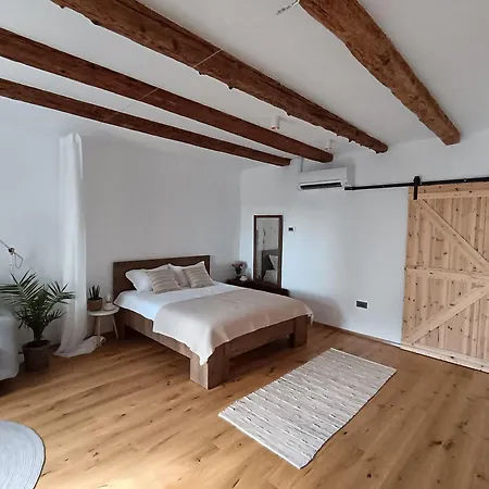 Country House * Marezige